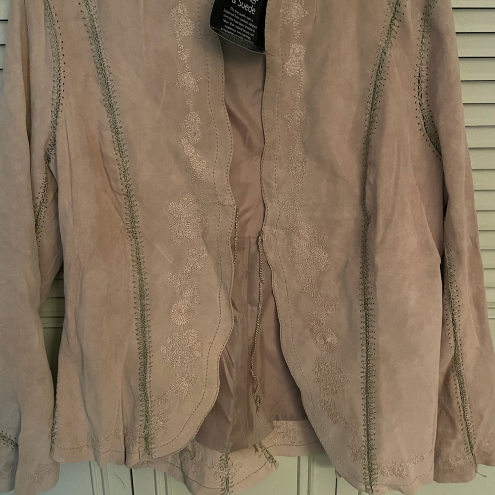 New jacket leather/suede tan color